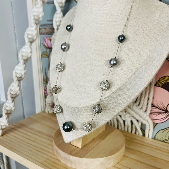 Vieste Silver Beaded Faux Pearl Necklace | Gray Statement Necklace | Long - Picture 3 of 5